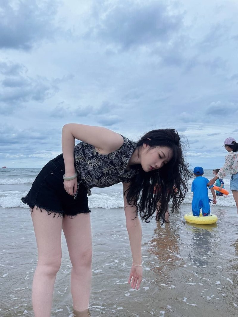 反差幼师曾秋涵厦门私密片流出 蜜桃臀狂晃