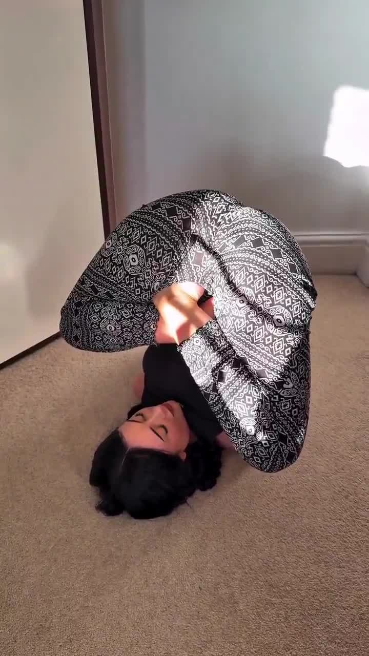 晨光瑜伽女神完美身姿泄露