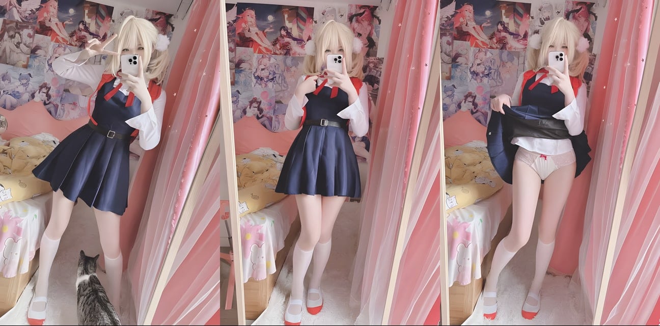 Misa习呆呆写真合集！Cosplay萝莉掀裙露内裤超诱惑