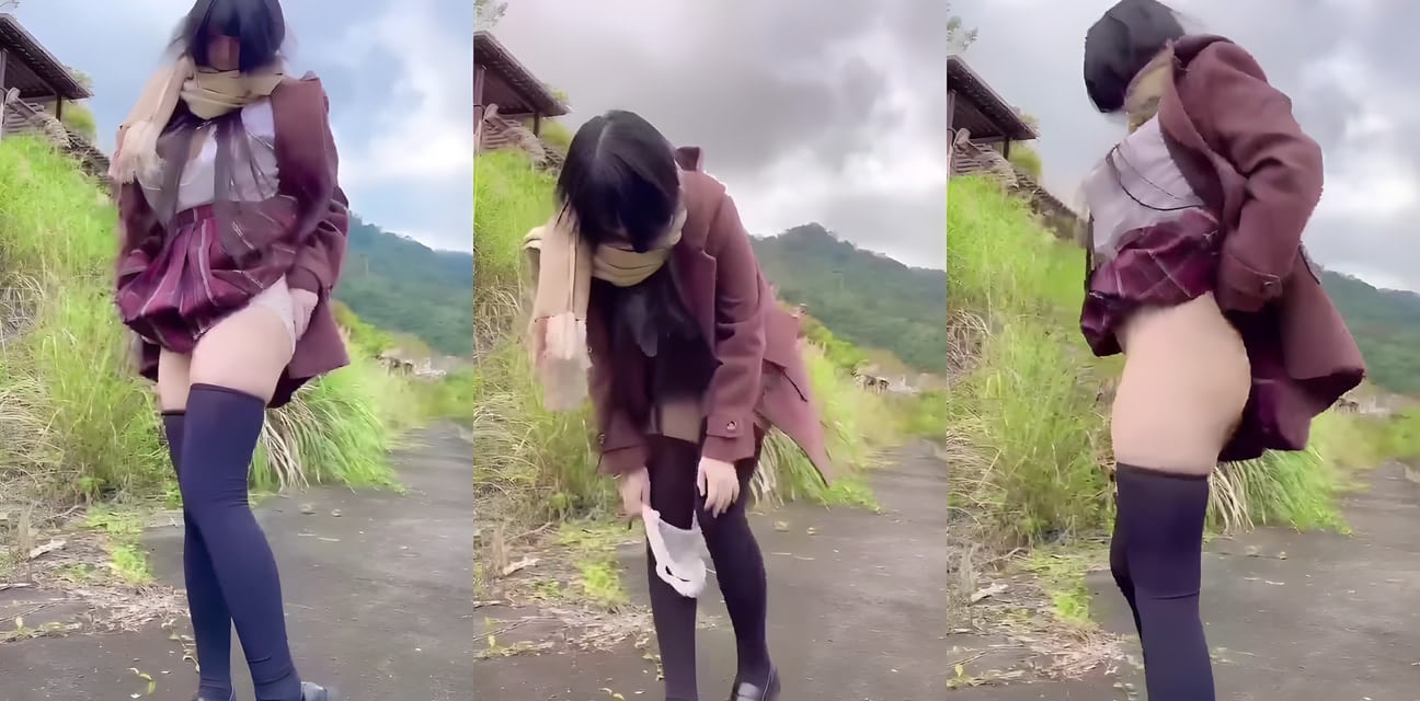 童颜巨乳反差清纯少女黑丝JK袜户外露出嫩穴自拍大尺度劲爆