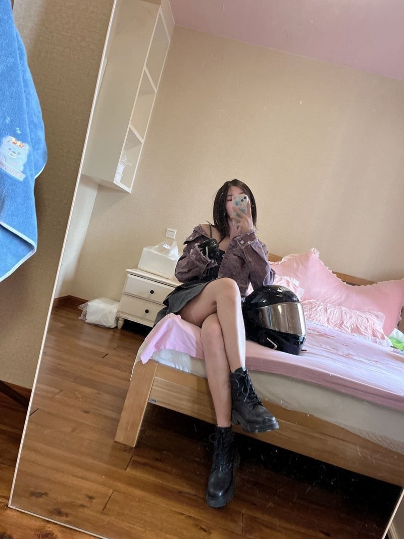 机车女神黑料曝光 反差网红身材炸裂