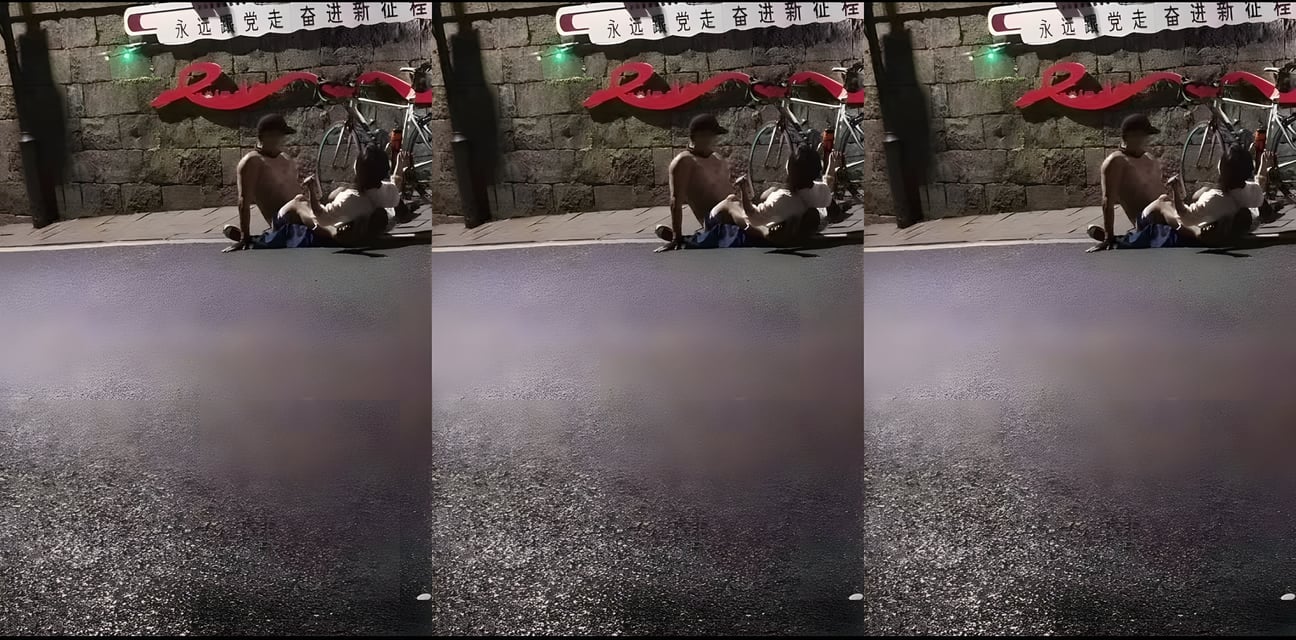 骑行辣妹野外发情！还没到房间就忍不住直接开干 路边激情狂欢高潮连连