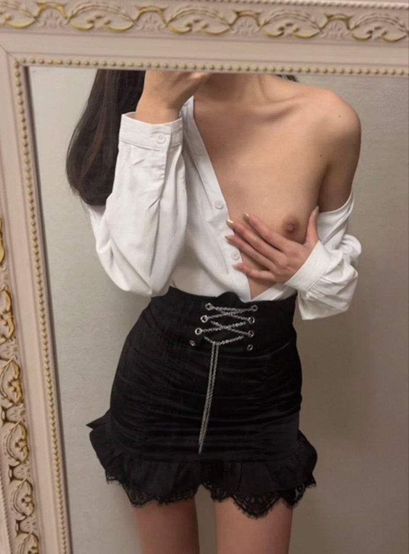 极品网红黑料曝光！情趣制服私密视频流出