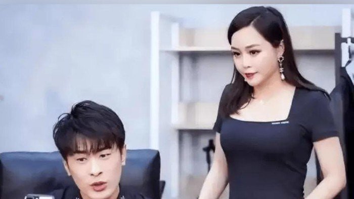 辛巴約炮蛋蛋徒弟影片流出！禁忌師徒關係徹底曝光