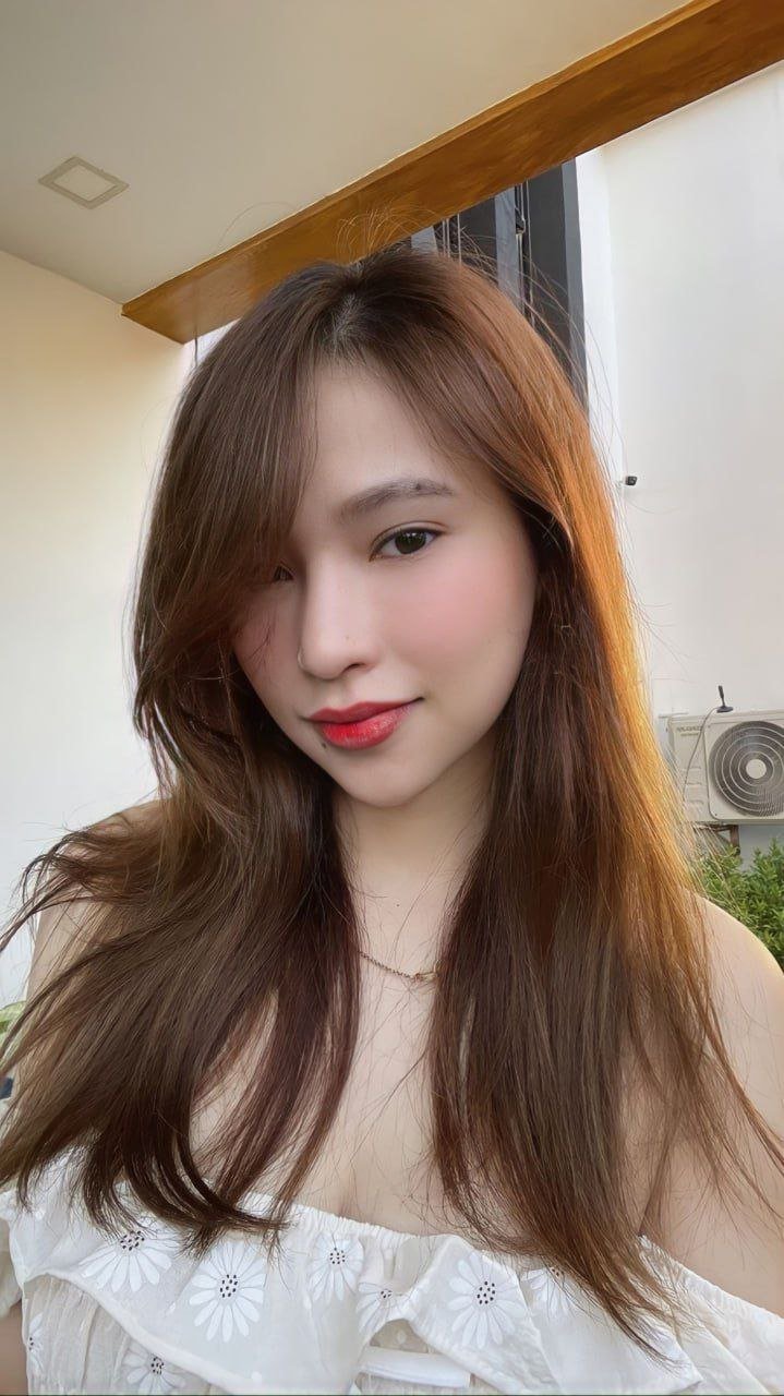 推特辣妹深夜酒店激战实录曝光 全网疯传