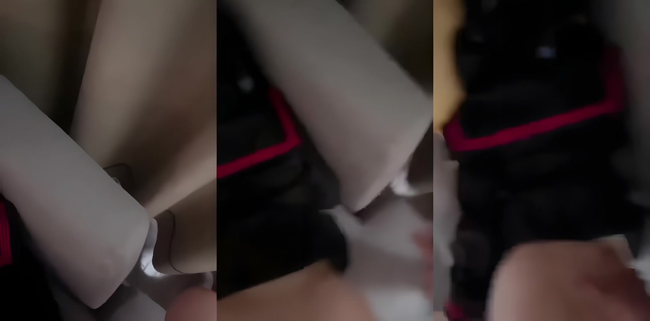 极品学生妹黑JK白短袜小皮鞋沙发撅臀后入狂干