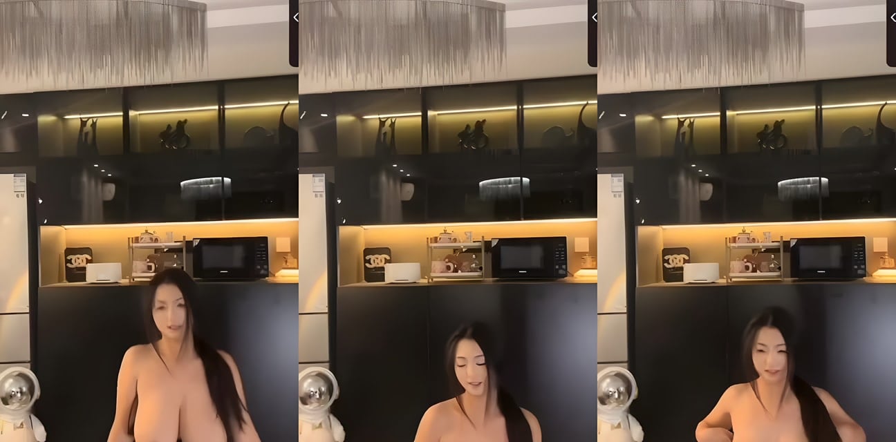 抖音网红小熊软糖直播巨乳裸舞1v1 极品身材狂扭腰肢勾魂无数粉丝